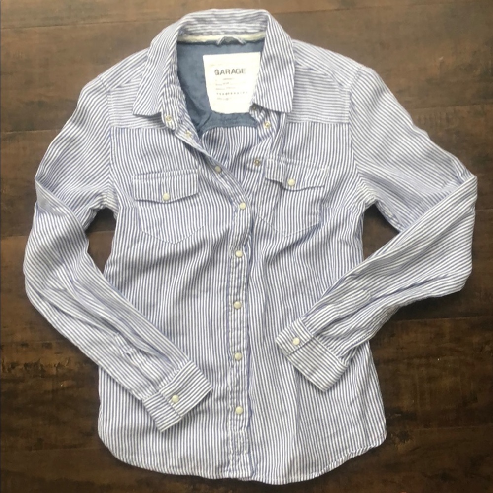 Blue and white stripe button down
